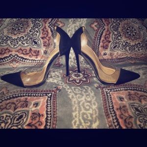 classic pointed toe and clear lucite panels